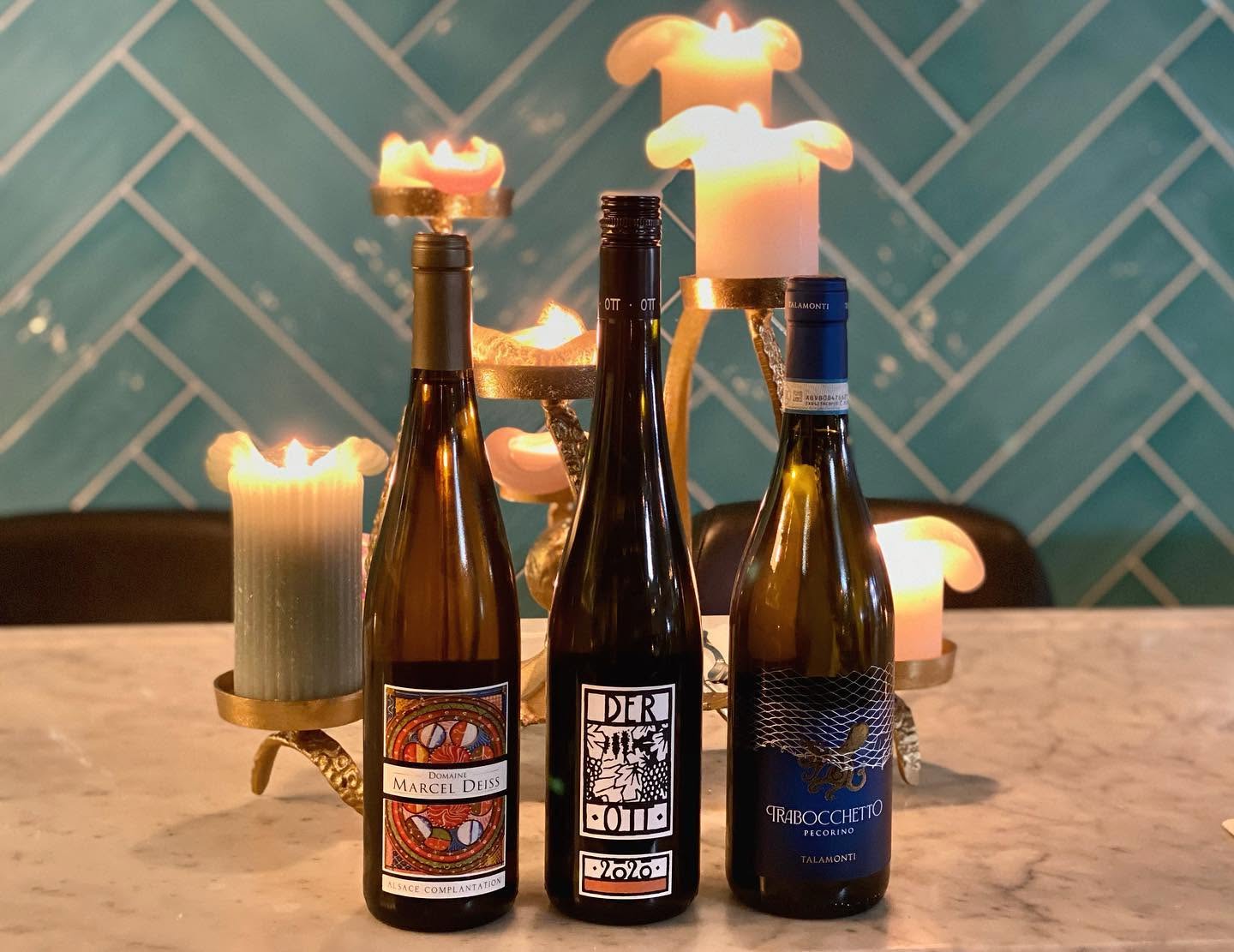 Fles Valpolicella Ripasso met een glas rode wijn